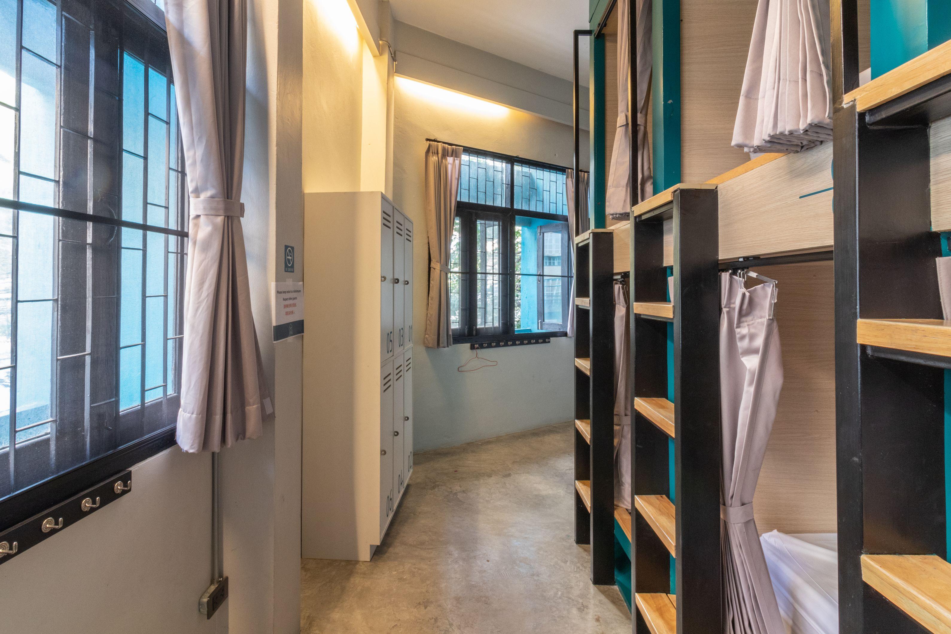 Bunny Burrow Hostel Bangkok Buitenkant foto