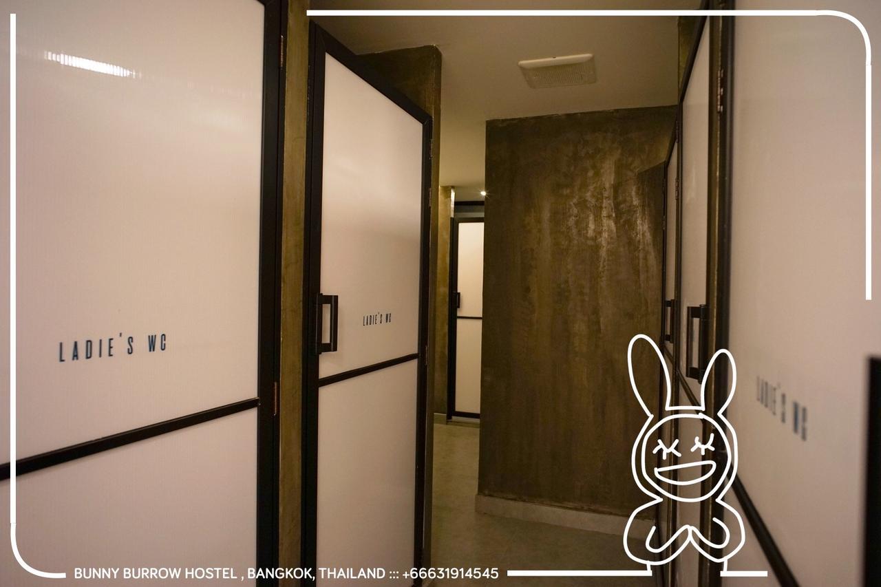 Bunny Burrow Hostel Bangkok Buitenkant foto